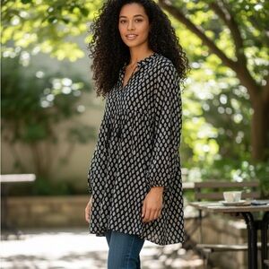 DIVIDED Boho Peasant Blouse - Navy with Cream Print  size large